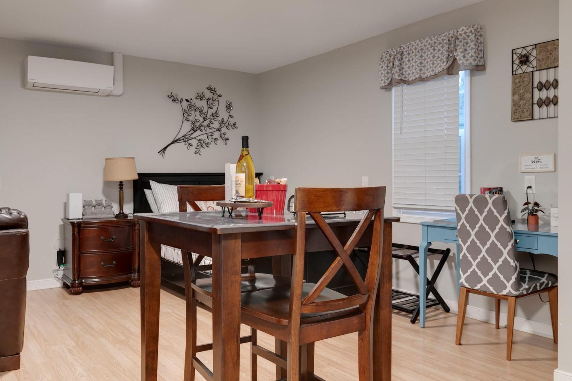 E3 Centrally Located In Carytown Fully Fenced Richmond Buitenkant foto